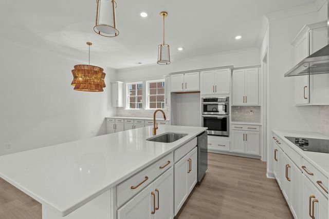 218 Creek Pointe Drive Drive, Moncks Corner, SC 29461