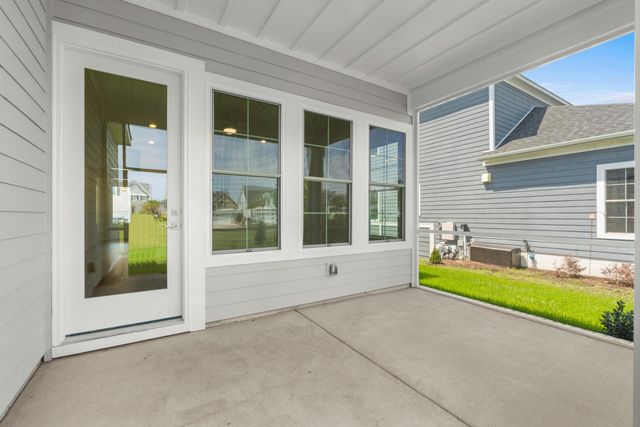 218 Creek Pointe Drive Drive, Moncks Corner, SC 29461