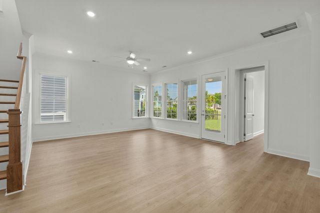 218 Creek Pointe Drive Drive, Moncks Corner, SC 29461