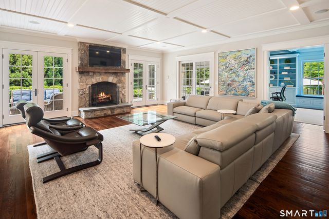 359 Greens Farms Road, Westport, CT 06880