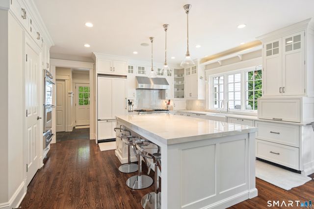 359 Greens Farms Road, Westport, CT 06880