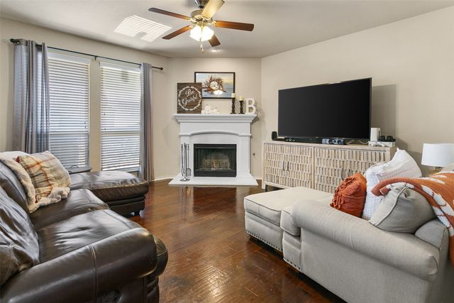 10401 Boxthorn Court, Fort Worth, TX 76177