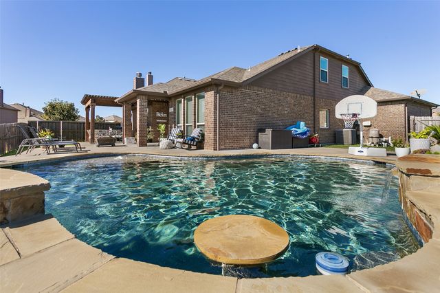 10401 Boxthorn Court, Fort Worth, TX 76177