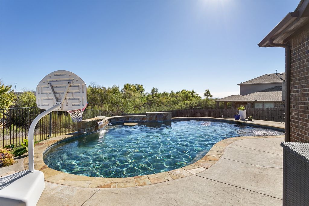 10401 Boxthorn Court, Fort Worth, TX 76177