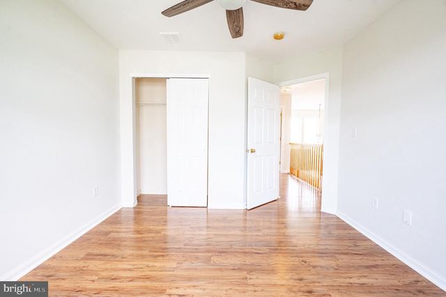1035 JERVIN DR, Allentown, PA 18104