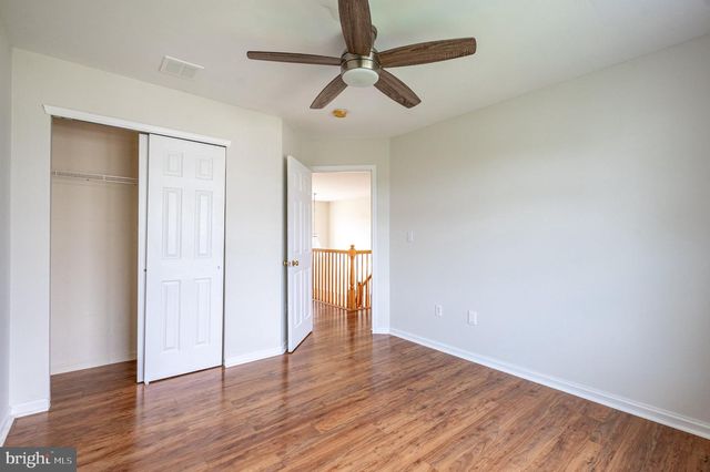 1035 JERVIN DR, Allentown, PA 18104