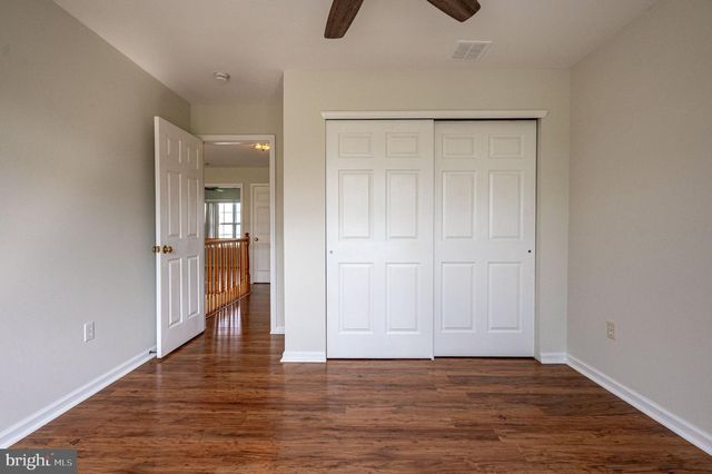 1035 JERVIN DR, Allentown, PA 18104