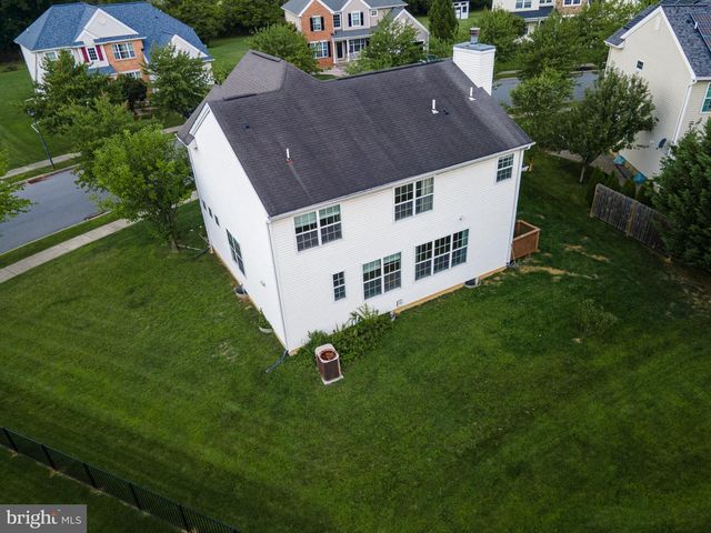 1035 JERVIN DR, Allentown, PA 18104