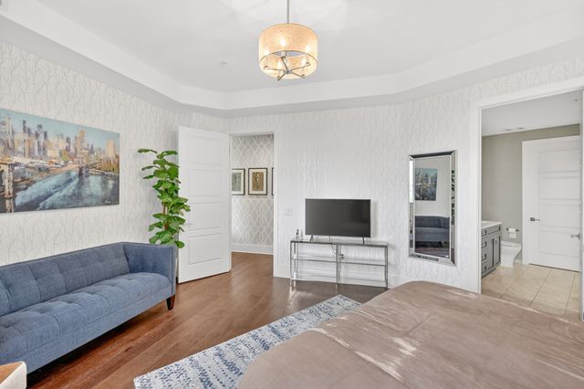 20 Rutledge St Apt 204, Nashville, TN 37210