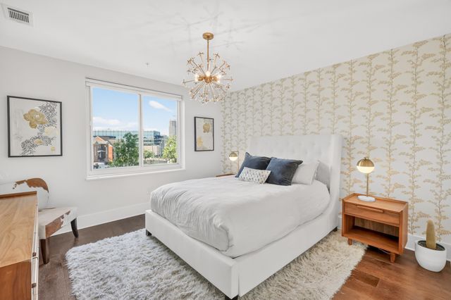 20 Rutledge St Apt 204, Nashville, TN 37210