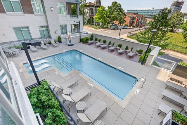 20 Rutledge St Apt 204, Nashville, TN 37210