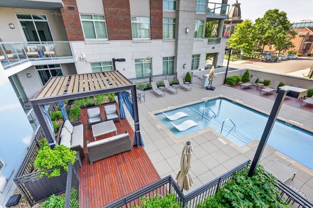 20 Rutledge St Apt 204, Nashville, TN 37210