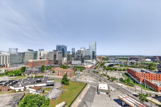 20 Rutledge St Apt 204, Nashville, TN 37210