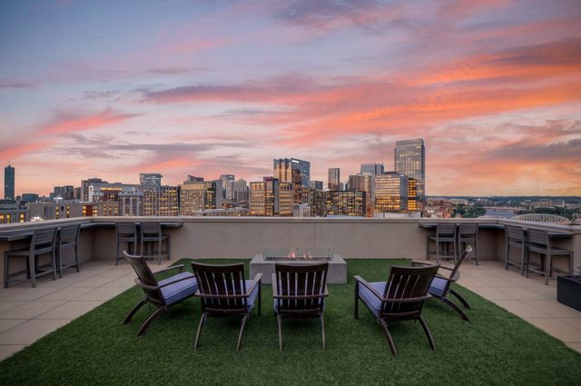 20 Rutledge St Apt 204, Nashville, TN 37210