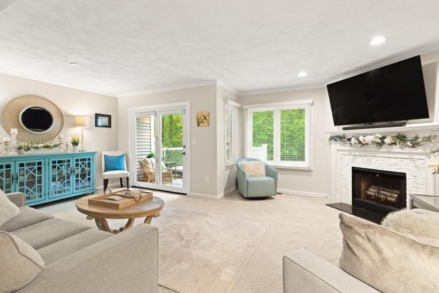 92 Old Quarry 92, Weymouth, MA 02188