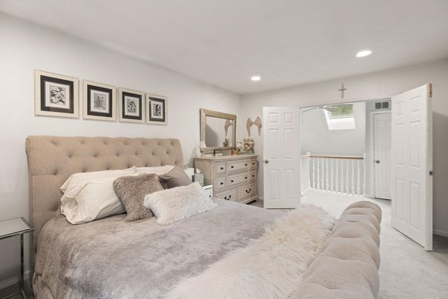 92 Old Quarry 92, Weymouth, MA 02188
