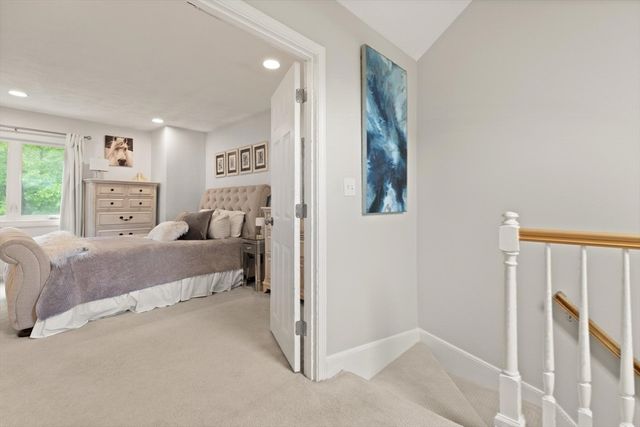 92 Old Quarry 92, Weymouth, MA 02188