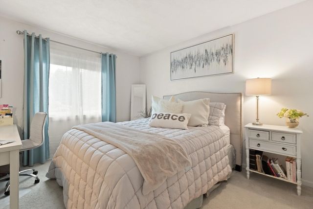 92 Old Quarry 92, Weymouth, MA 02188