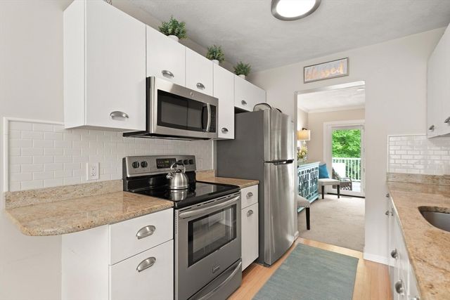 92 Old Quarry 92, Weymouth, MA 02188