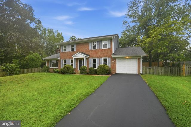 1301 LOPP CT, Herndon, VA 20170