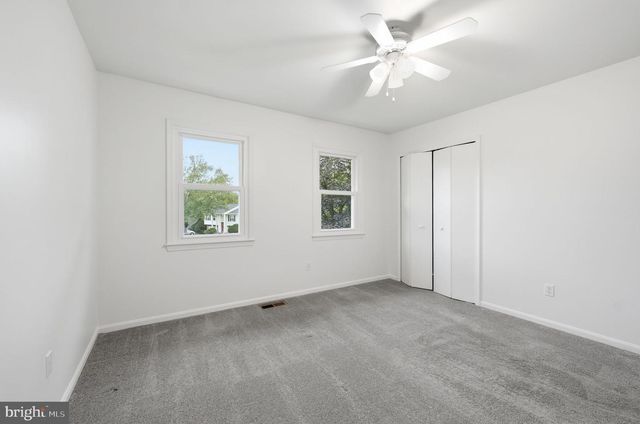 1301 LOPP CT, Herndon, VA 20170
