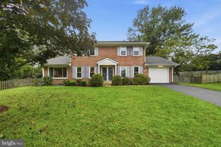 1301 LOPP CT, Herndon, VA 20170