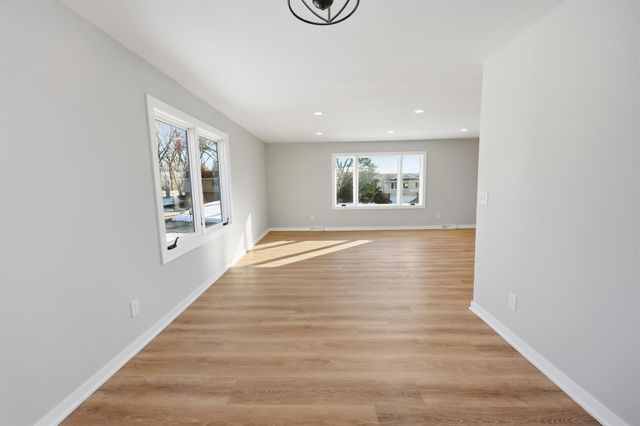 13952 Rice Lake Circle, Maple Grove, MN 55369