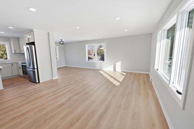 13952 Rice Lake Circle, Maple Grove, MN 55369