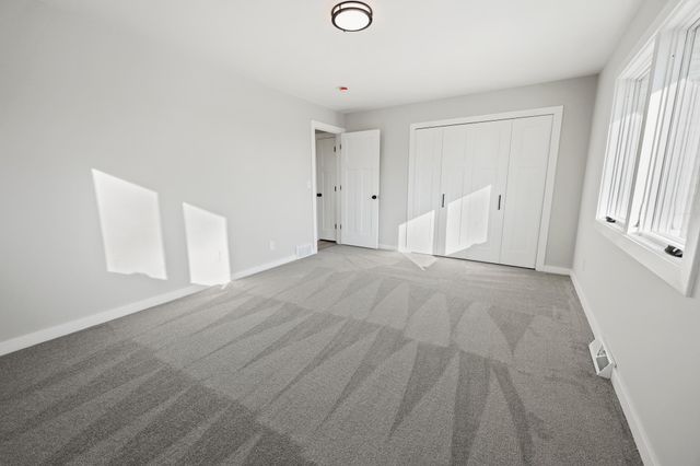 13952 Rice Lake Circle, Maple Grove, MN 55369