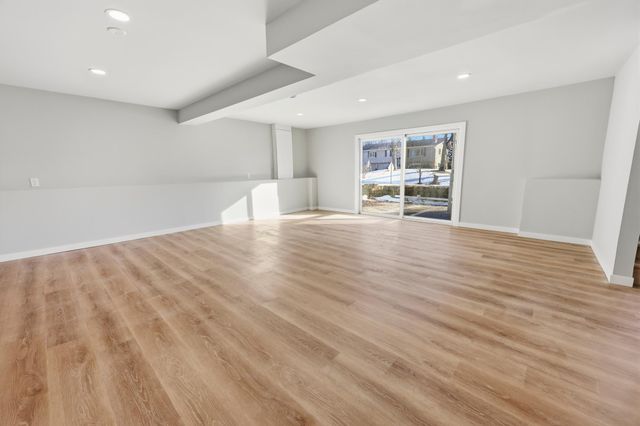 13952 Rice Lake Circle, Maple Grove, MN 55369