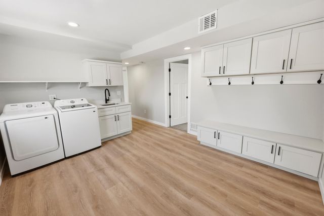 13952 Rice Lake Circle, Maple Grove, MN 55369