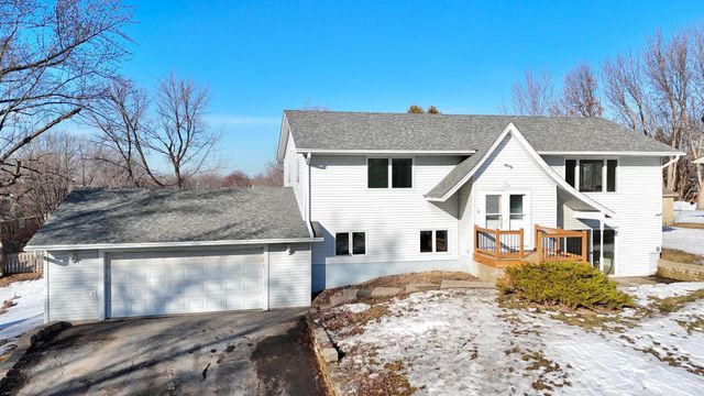 13952 Rice Lake Circle, Maple Grove, MN 55369
