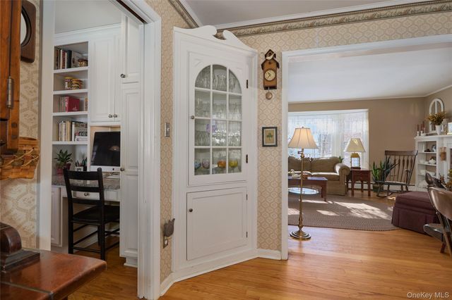 9 Rosalind Road, Poughkeepsie, NY 12601