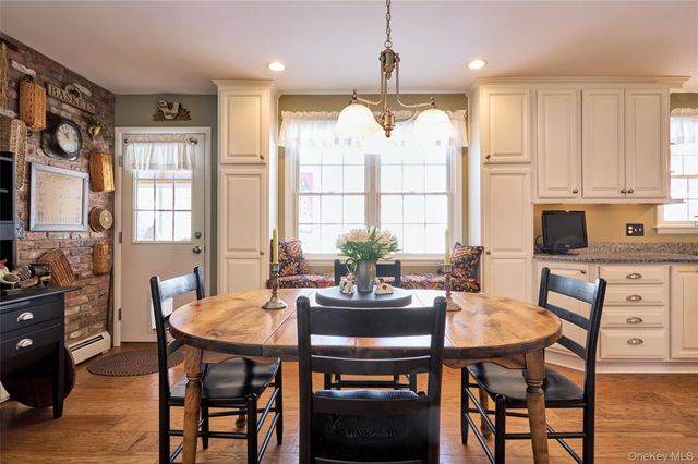 9 Rosalind Road, Poughkeepsie, NY 12601