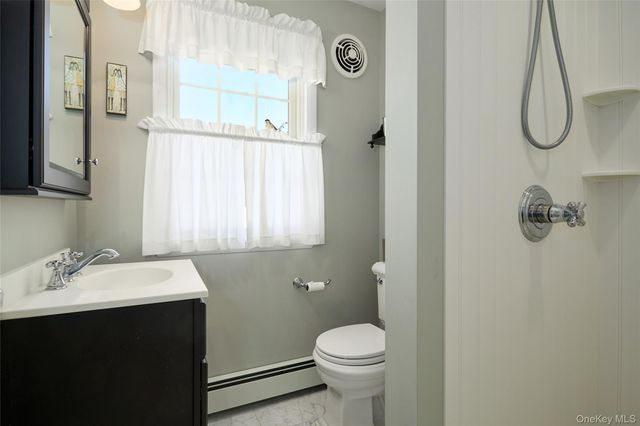 9 Rosalind Road, Poughkeepsie, NY 12601