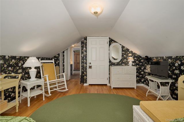 9 Rosalind Road, Poughkeepsie, NY 12601