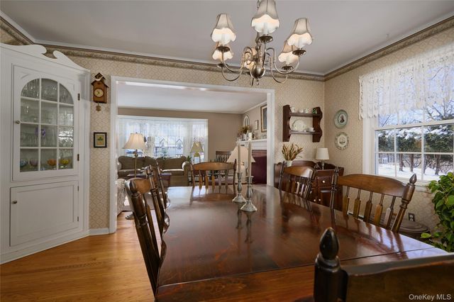 9 Rosalind Road, Poughkeepsie, NY 12601