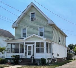 52 Fourth Avenue, West Haven, CT 06516