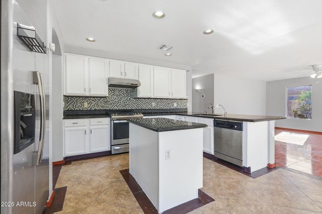 1166 E STOTTLER Drive, Gilbert, AZ 85296