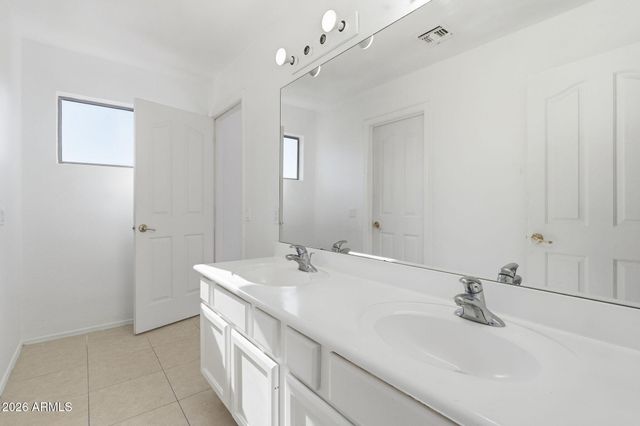 1166 E STOTTLER Drive, Gilbert, AZ 85296