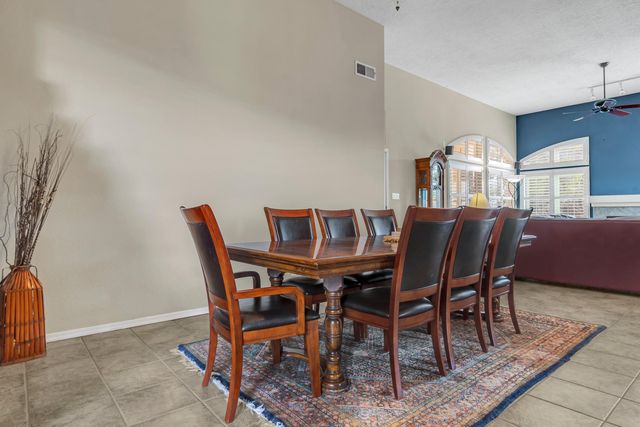 4308 Rancho Centro NW, Albuquerque, NM 87120