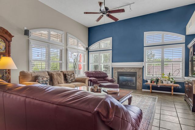 4308 Rancho Centro NW, Albuquerque, NM 87120