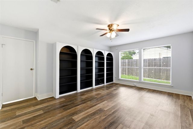 16625 Ivy Grove Drive, Houston, TX 77058