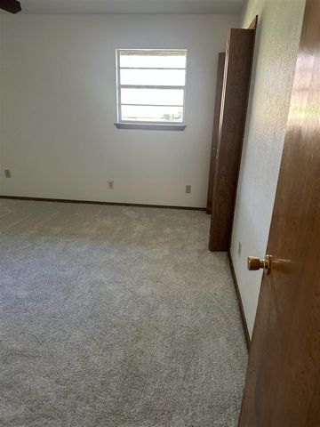 7 NW 59th St, Lawton, OK 73505