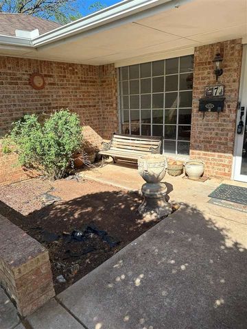 7 NW 59th St, Lawton, OK 73505