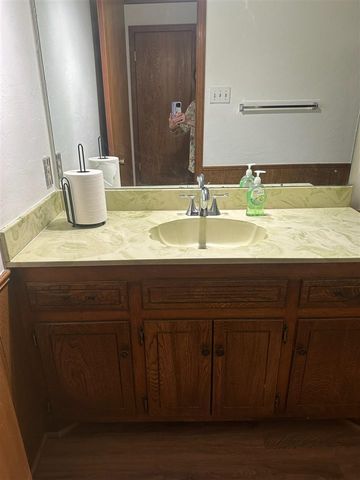 7 NW 59th St, Lawton, OK 73505