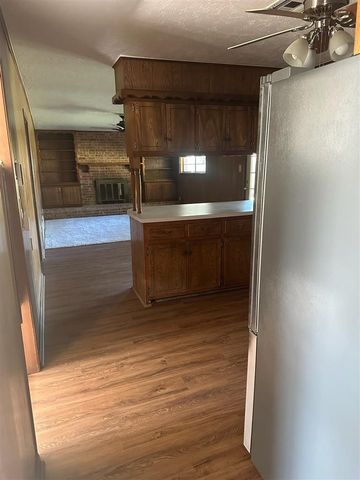 7 NW 59th St, Lawton, OK 73505