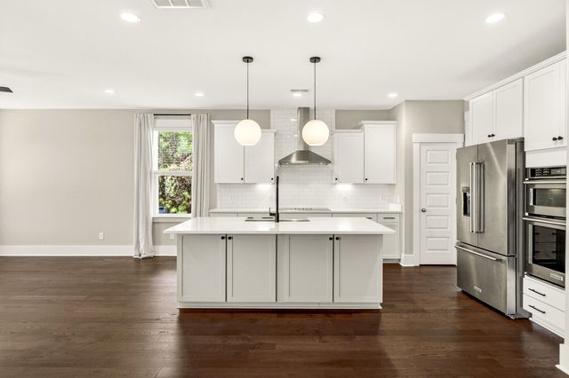 2081 Utsey Street, Johns Island, SC 29455