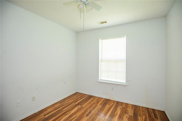215 N Broyles Street, Farmington, AR 72730