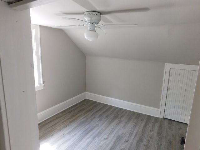 1885 Hawthorne Avenue E, Saint Paul, MN 55119